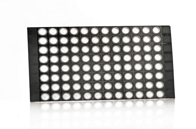 FrameStar®低管身雙向可撕PCR反應盤